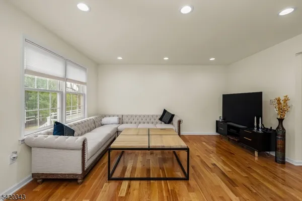 $699,000 | 47 Harvey Court, Clark, NJ 07066