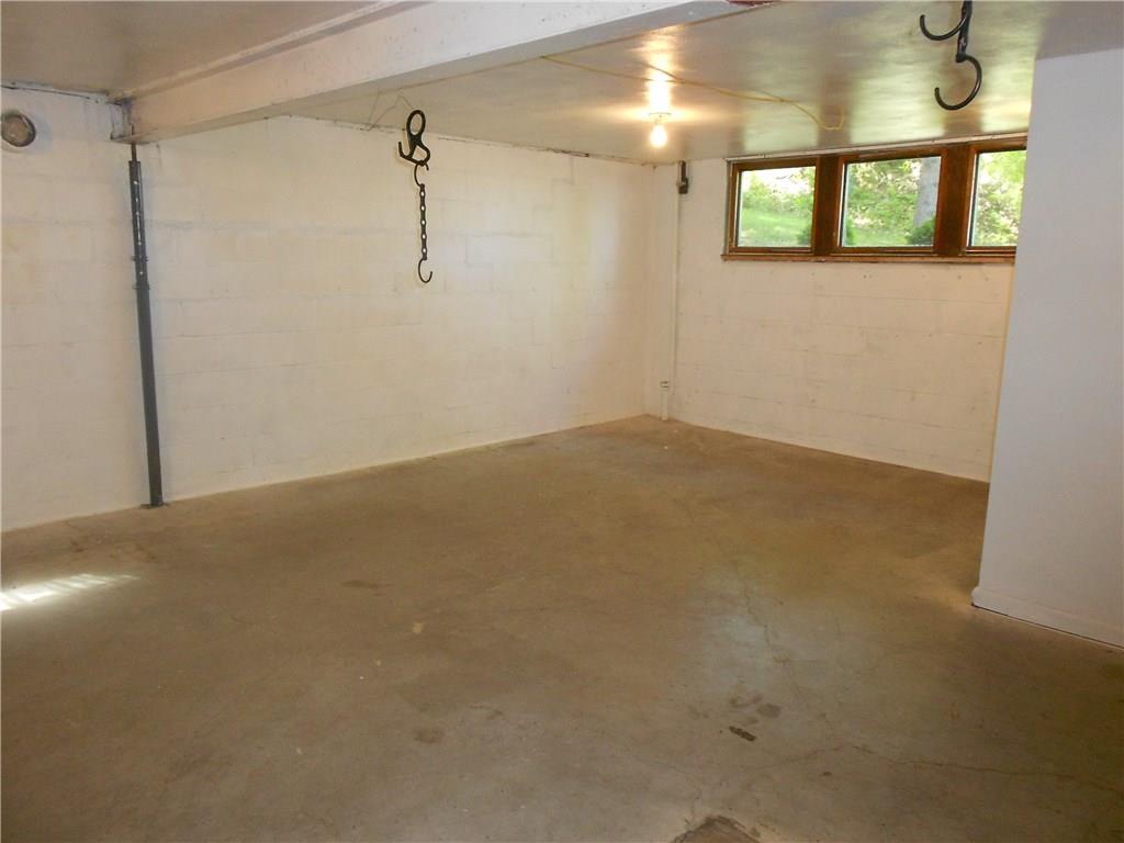190 Thorne Road Washington, PA 15301 - Photo 17 of 20 Gallery Image 17