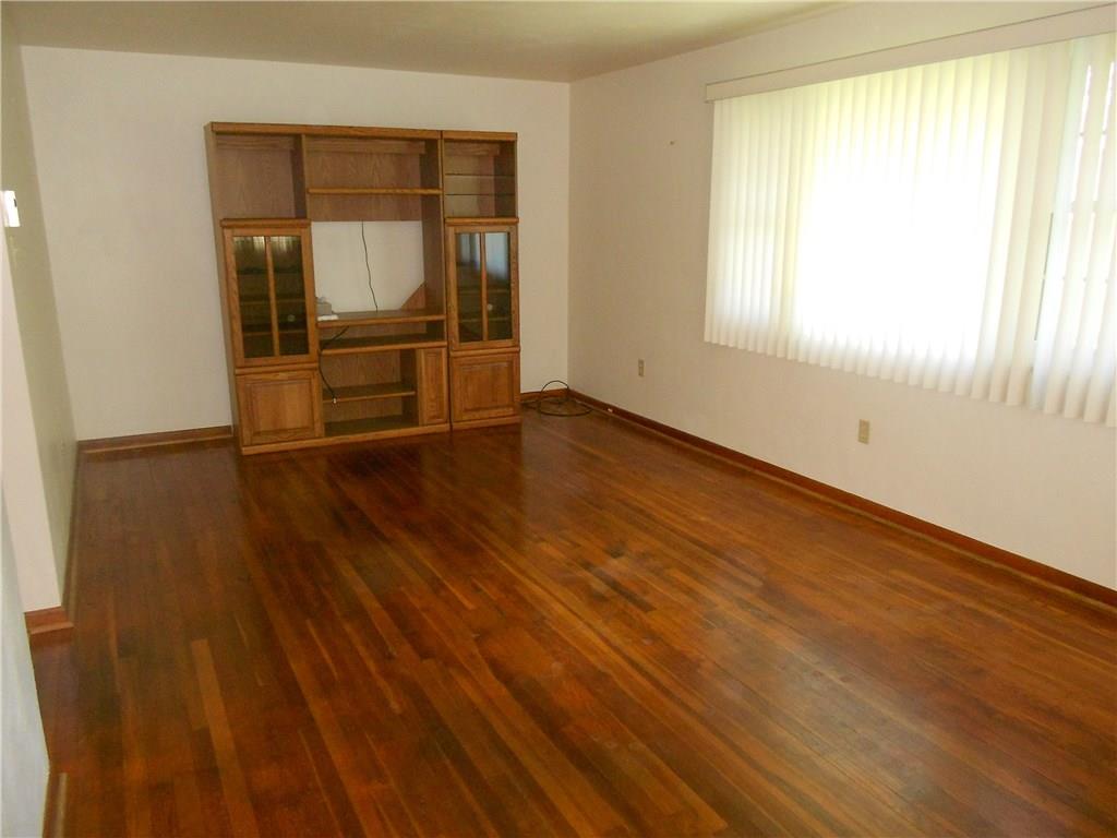 190 Thorne Road Washington, PA 15301 - Photo 7 of 20 Gallery Image 7