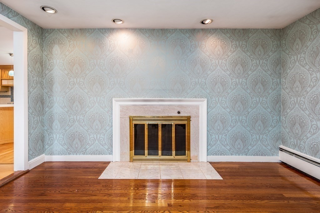 43 Winshaw Road Swampscott, MA 01907 - Photo 11 of 39 Gallery Image 11