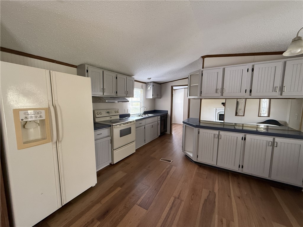 140 Madison Drive West Union, SC 29696 - Photo 2 of 9