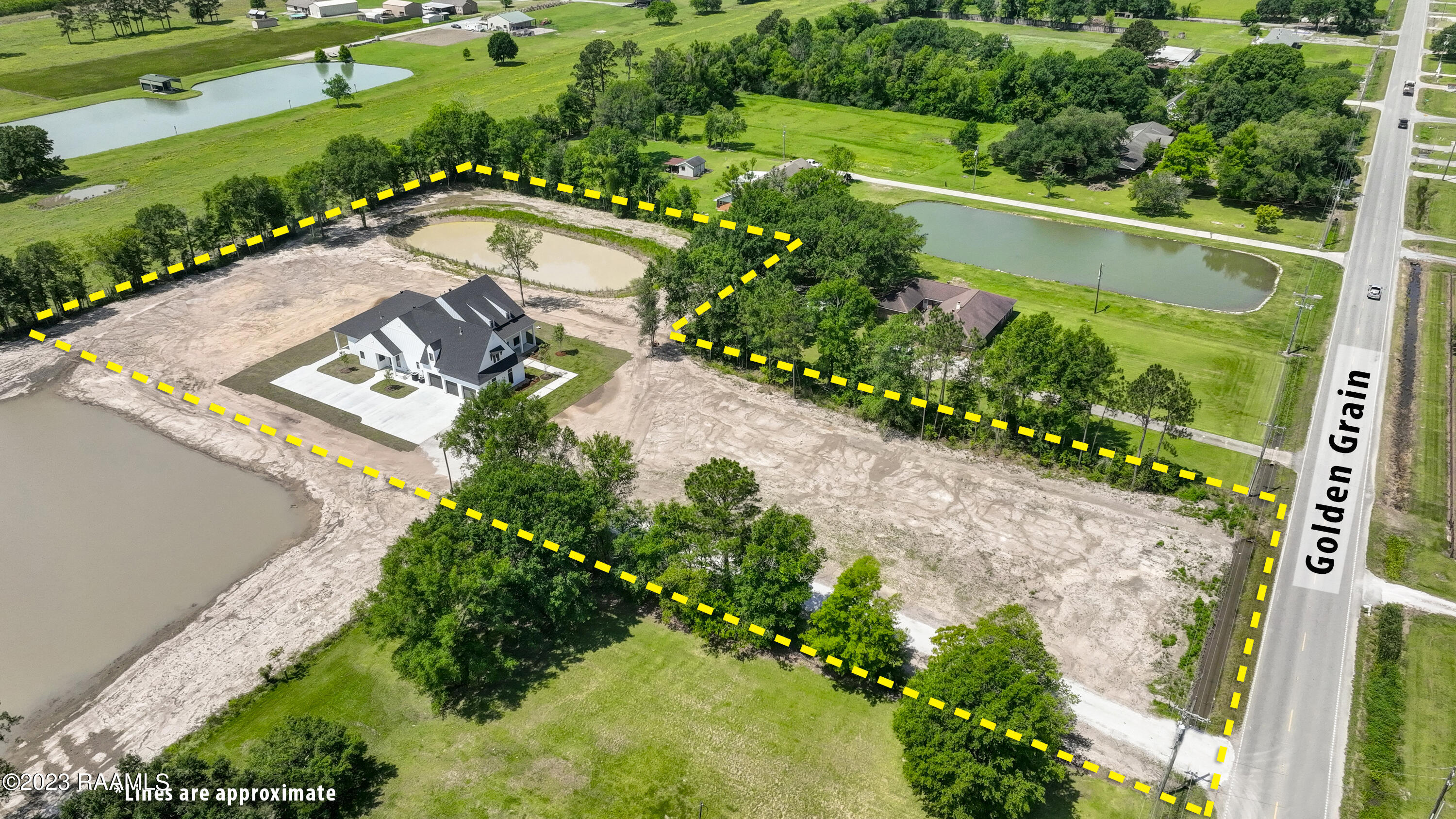 221 Golden Grain Road Duson, LA 70529 - Photo 3 of 49 AEF3E013-D157-4ACB-9ECB-22AD21D1B2E3