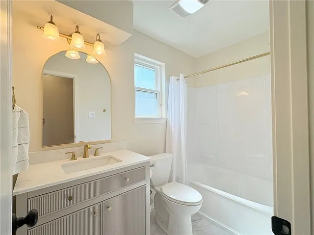 $1,850 | 2605 Rue St Martin, Unit C, Hammond, LA 70403