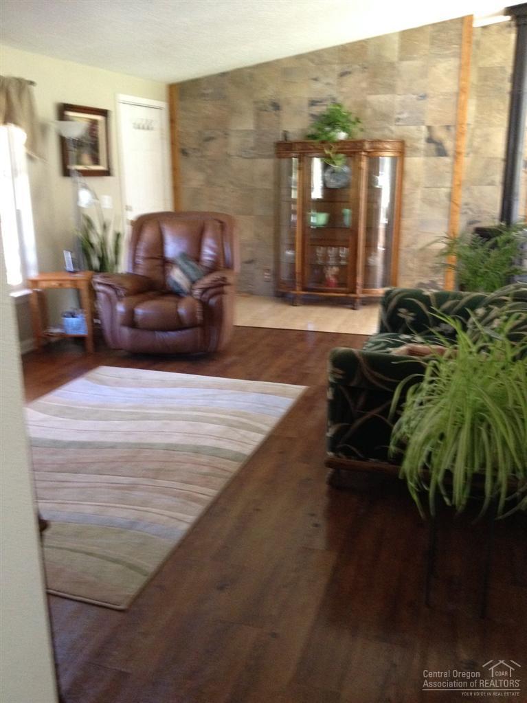55066 Huntington Road Bend, OR 97707 - Photo 3 of 25 Additional Photo