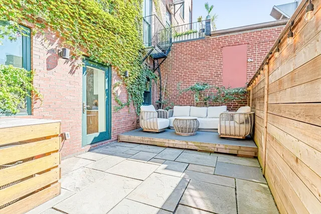 $1,895,000 | 491 Massachusetts Avenue, Unit 1, Boston, MA 02118