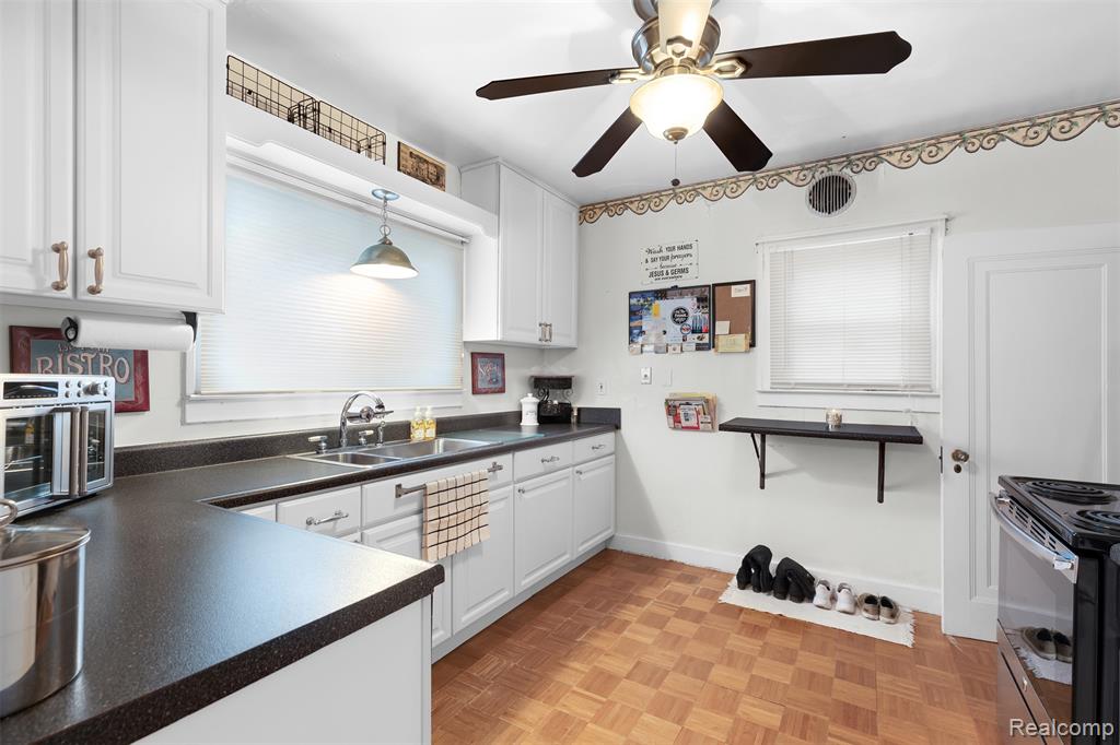 24 Mohawk Road Pontiac, MI 48341 - Photo 22 of 27 Gallery Image 22
