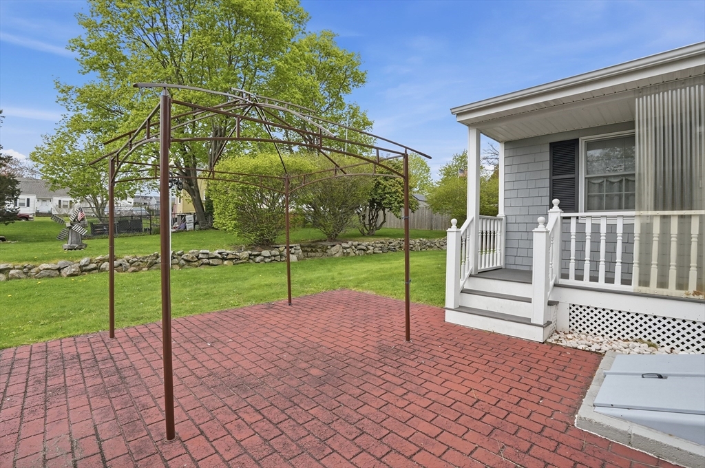 121 Wood Street Fall River, MA 02721 - Photo 41 of 41