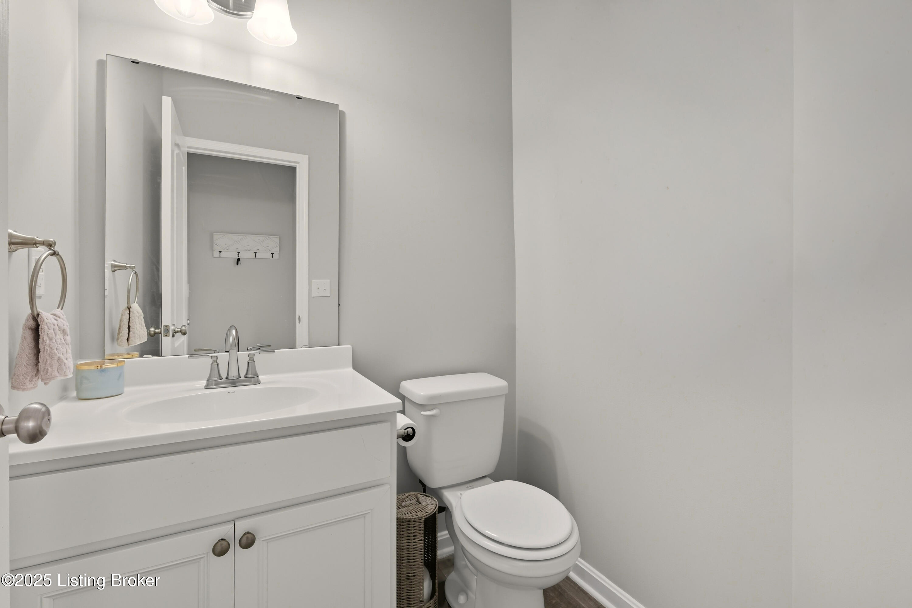 112 Peregrine Road Mount Washington, KY 40047 - Photo 16 of 30 Half Bathroom 1