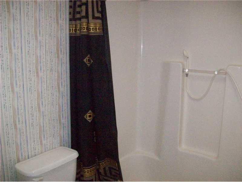 202 Main Perryopolis, PA 15473 - Photo 10 of 14 Full Bath.
