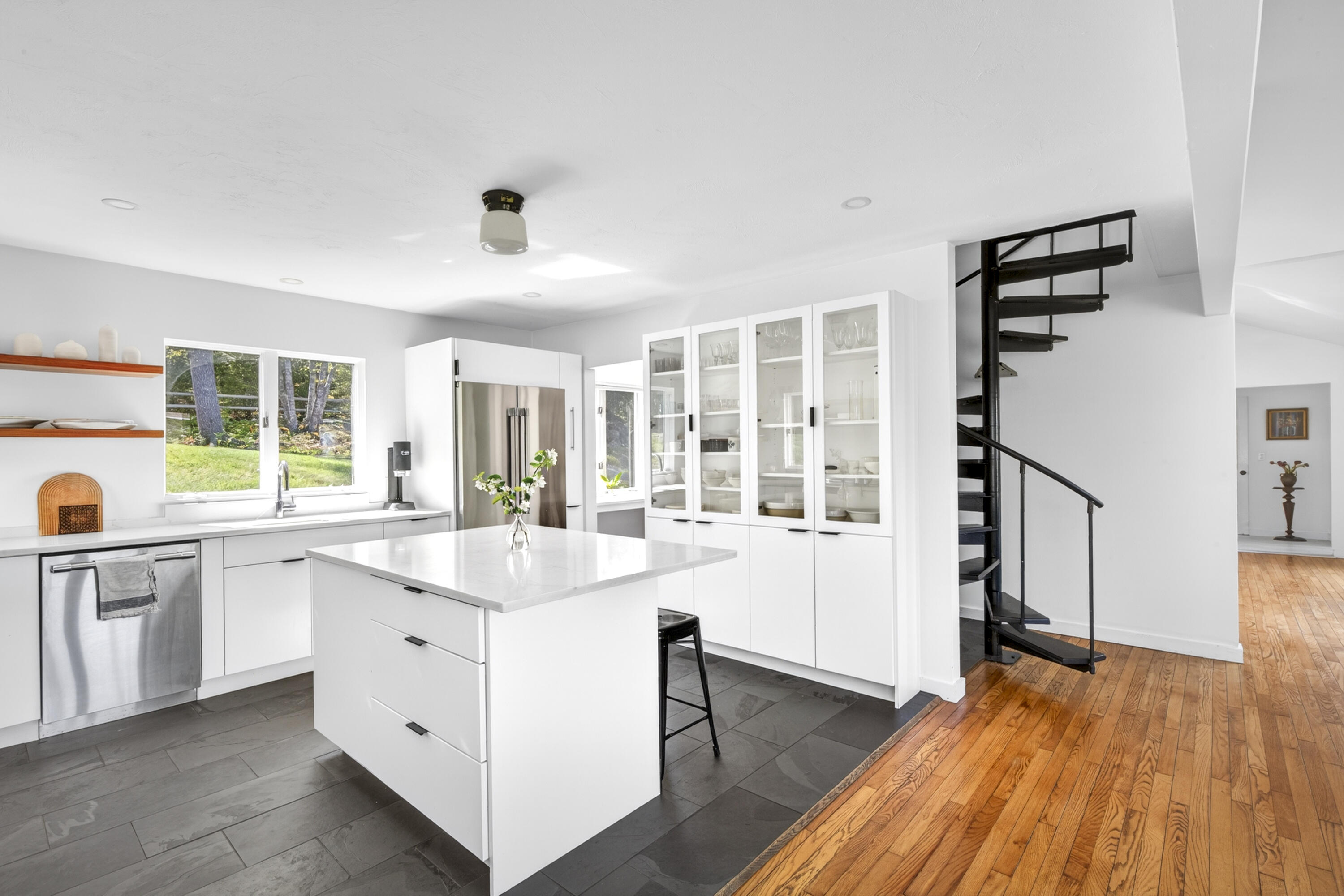 168 Chestnut Street Camden, ME 04843 - Photo 18 of 50 22-168ChestnutSt-Camden-KS
