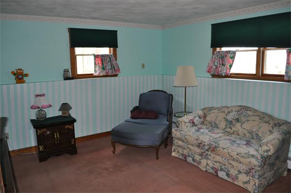 118 King Philip Road Norton, MA 02766 - Photo 14 of 15 Gallery Image 14