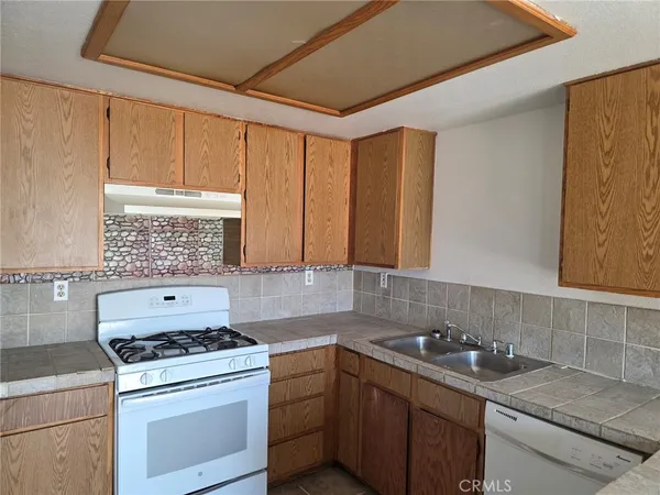 $215,000 | 751 Higgins Road, Unit 1, Barstow, CA 92311