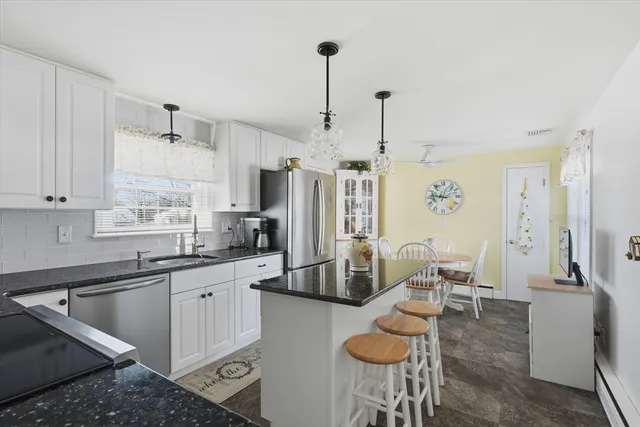 $599,900 | 8 Westmont Road, Shrewsbury, MA 01545