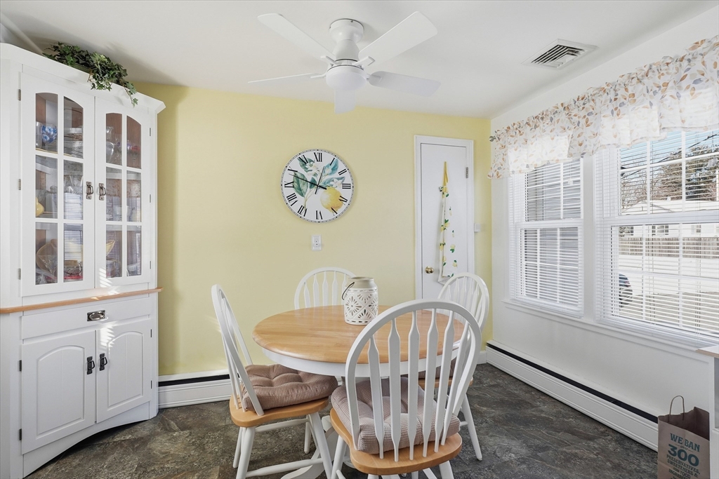 8 Westmont Road Shrewsbury, MA 01545 - Photo 13 of 42