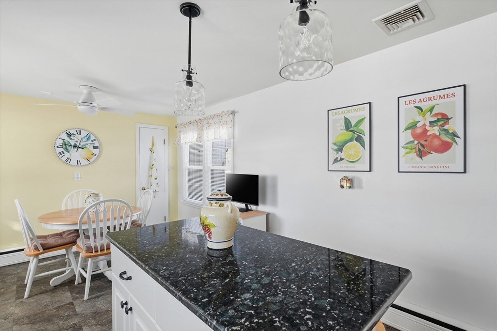 8 Westmont Road Shrewsbury, MA 01545 - Photo 15 of 42