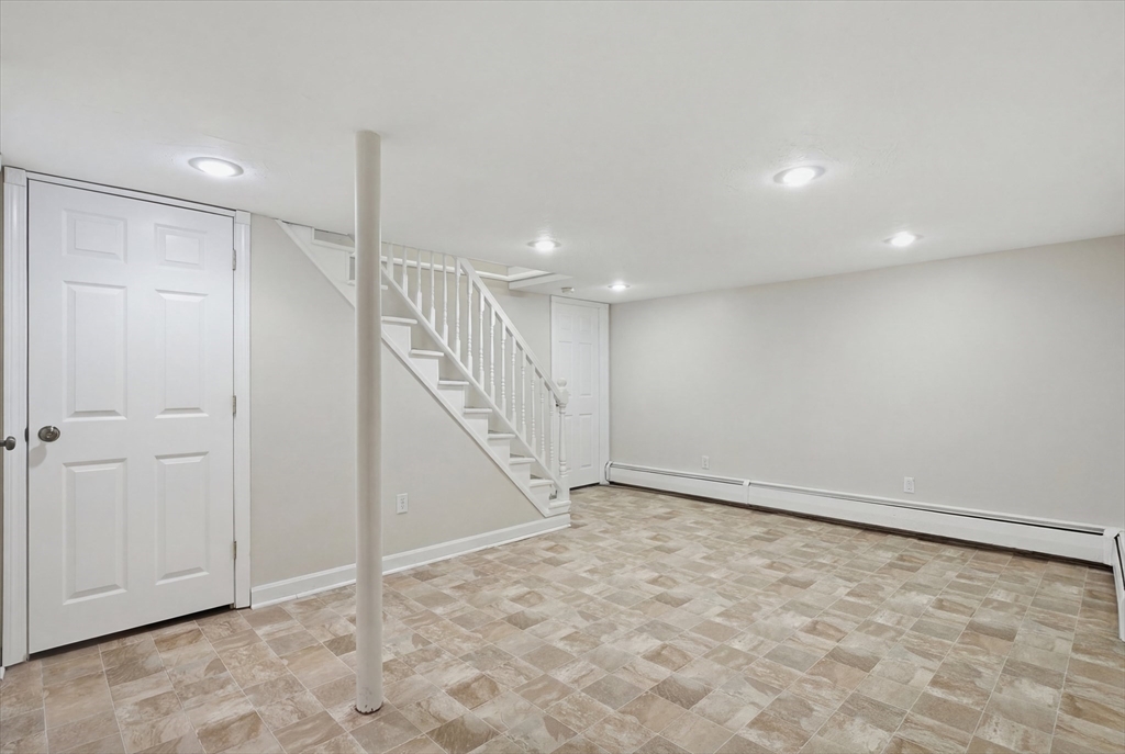 8 Westmont Road Shrewsbury, MA 01545 - Photo 29 of 42