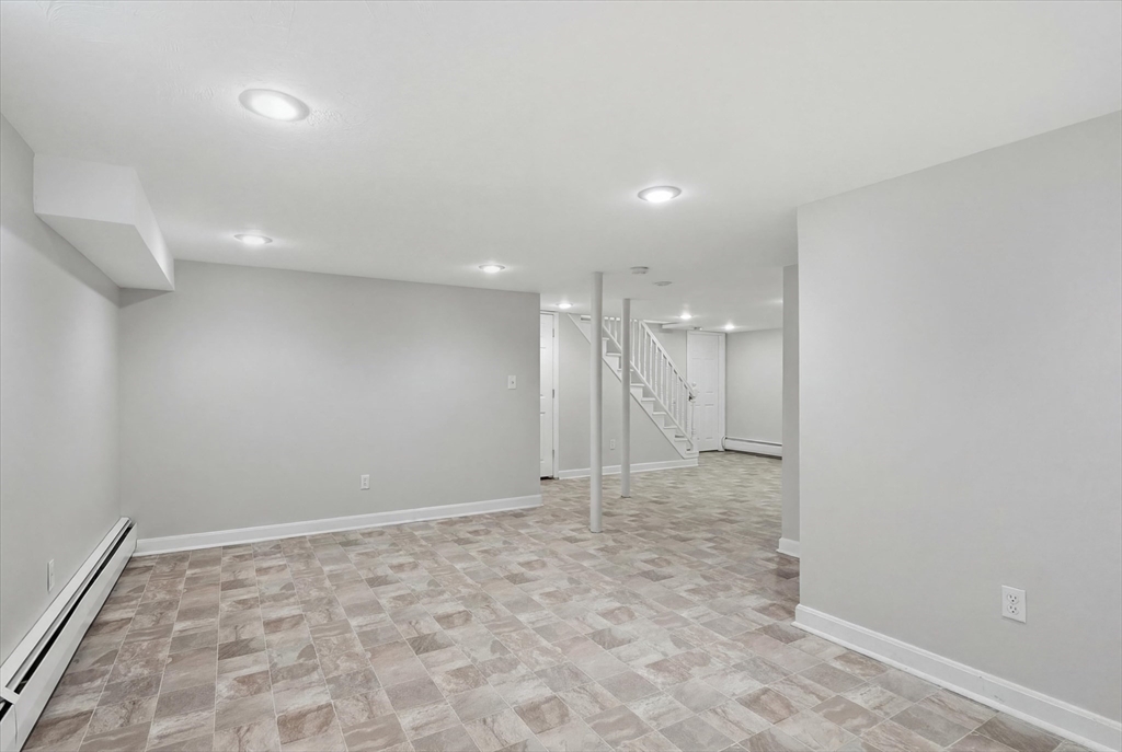 8 Westmont Road Shrewsbury, MA 01545 - Photo 32 of 42