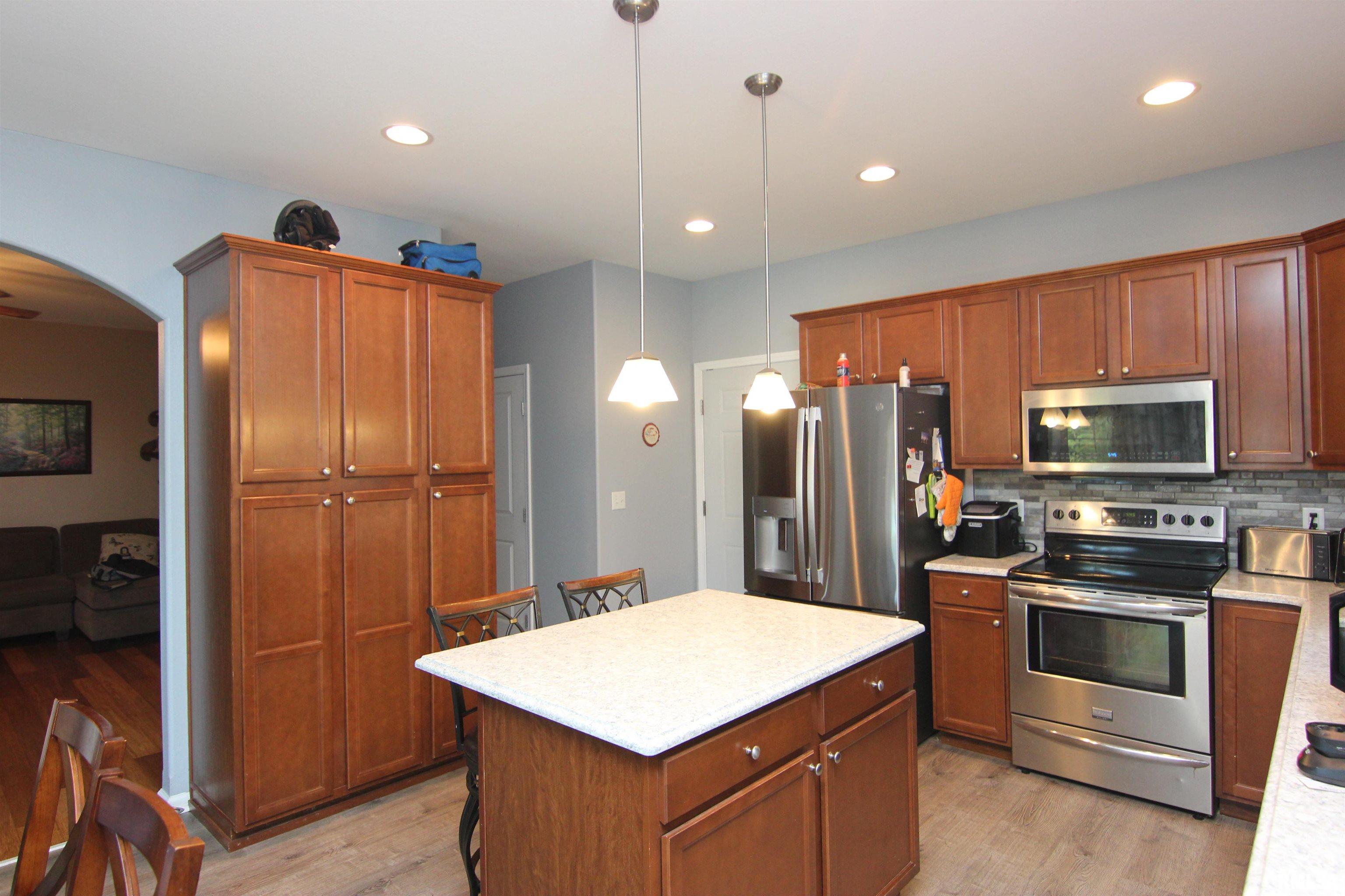 1502 Elizabeth Lane Metamora, IL 61548 - Photo 4 of 49