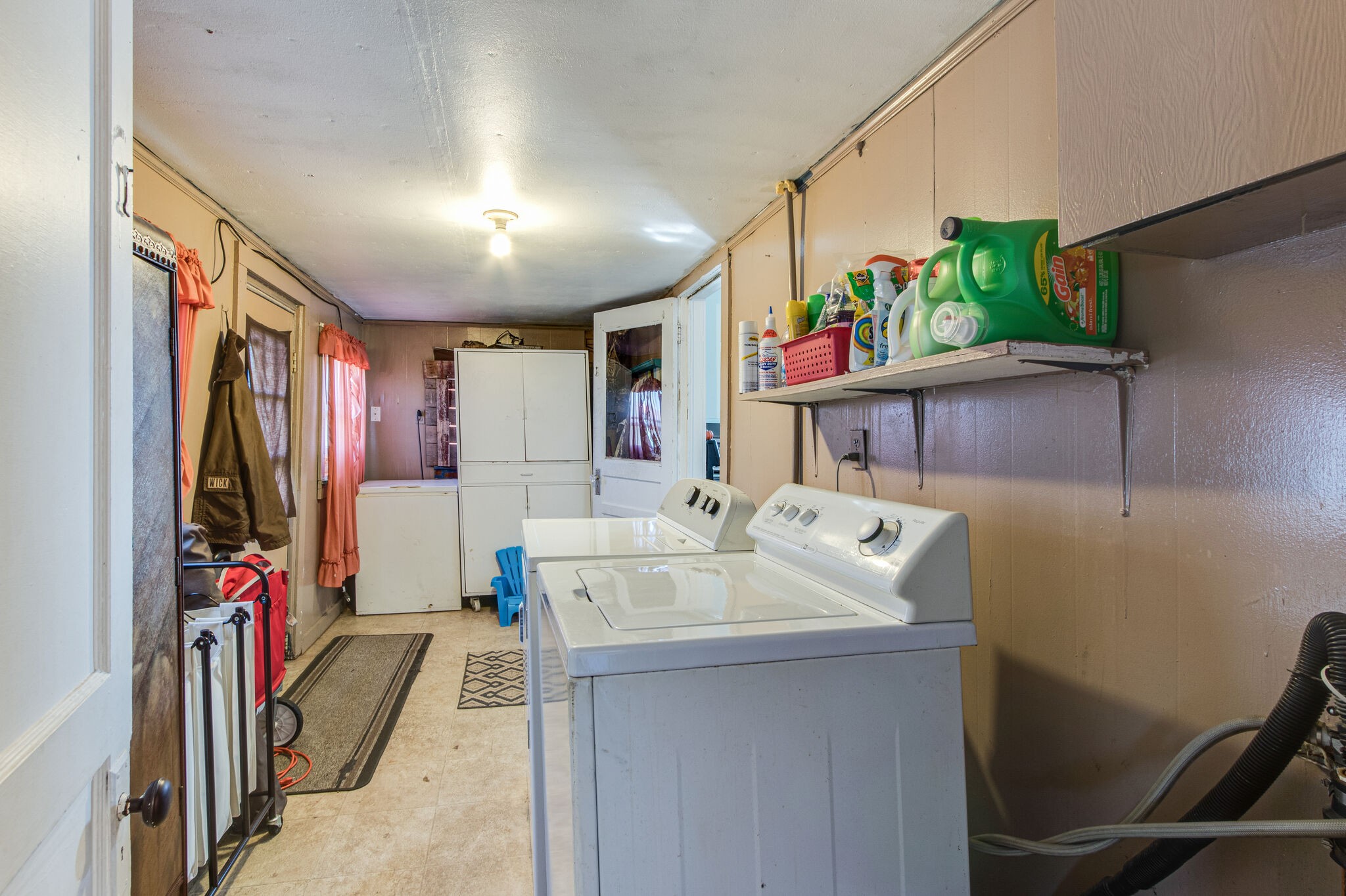 8026 Fredonia Road Manchester, TN 37355 - Photo 22 of 26 a view of a room with gym equipment