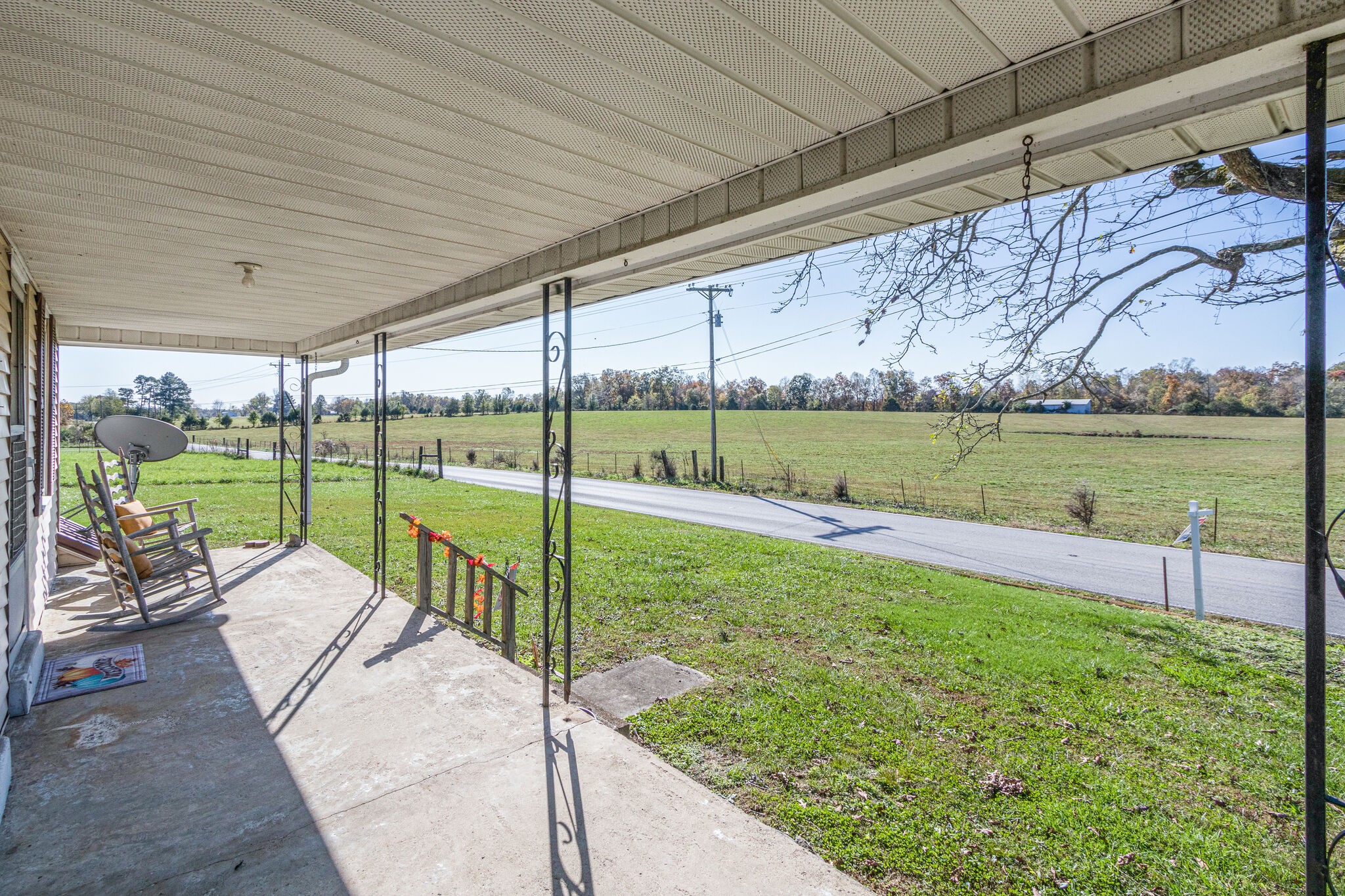 8026 Fredonia Road Manchester, TN 37355 - Photo 4 of 26 a view of outdoor space with swimming pool