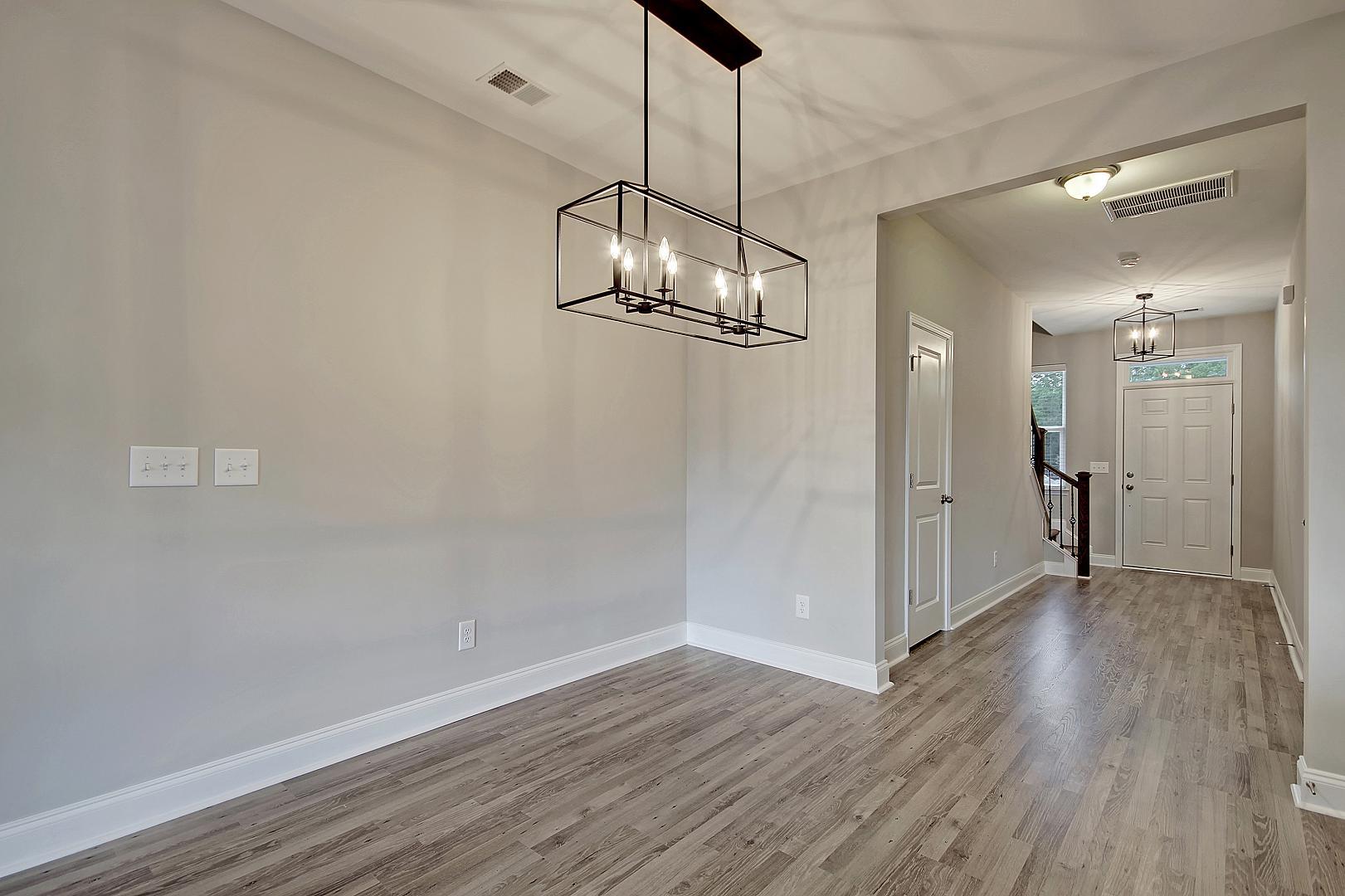 7822 Montview Road North Charleston, SC 29418 - Photo 11 of 35 Dining Area