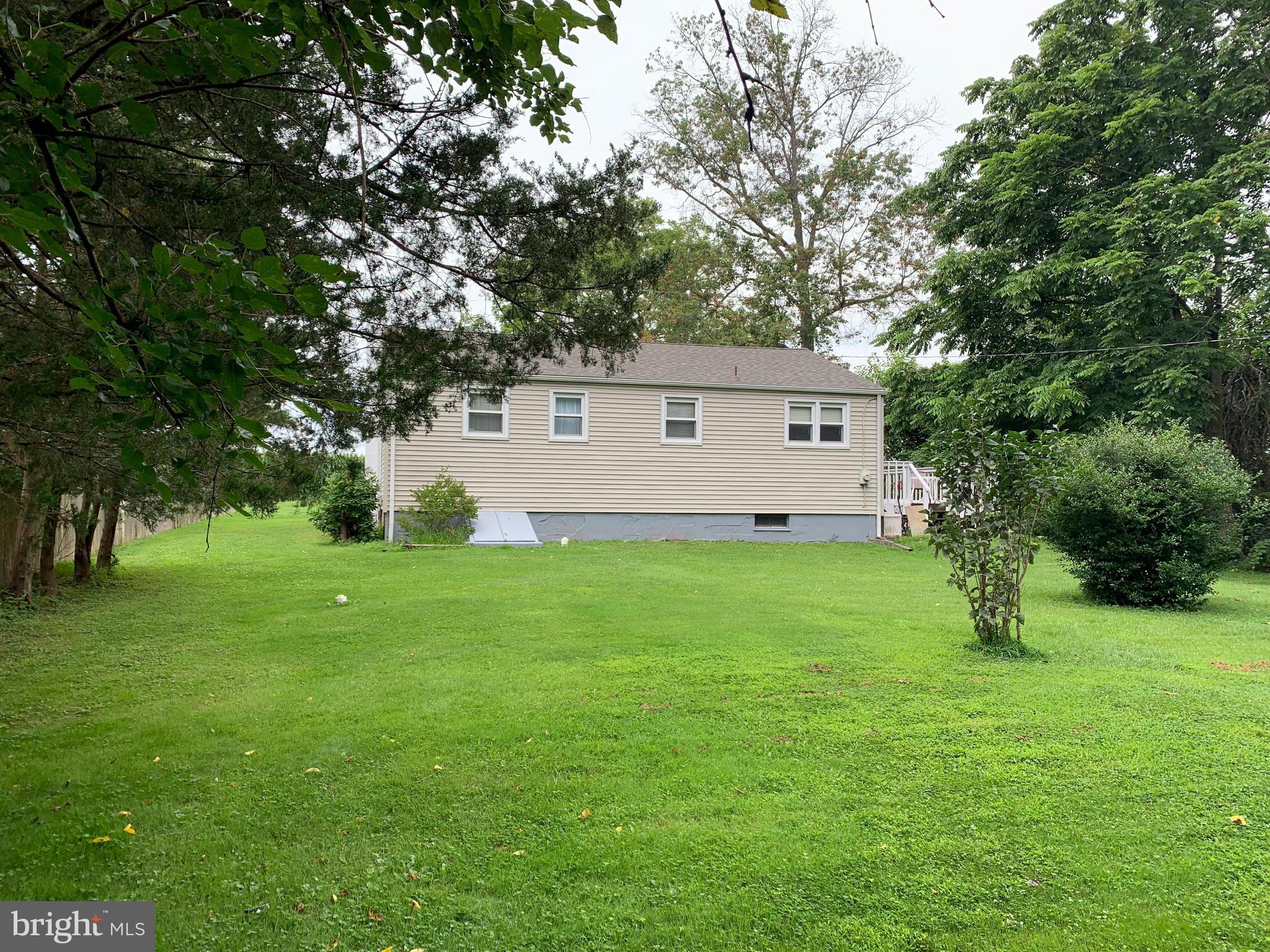 1069 Creamery Road Yardley, PA 19067 - Photo 9 of 25 Exterior Back