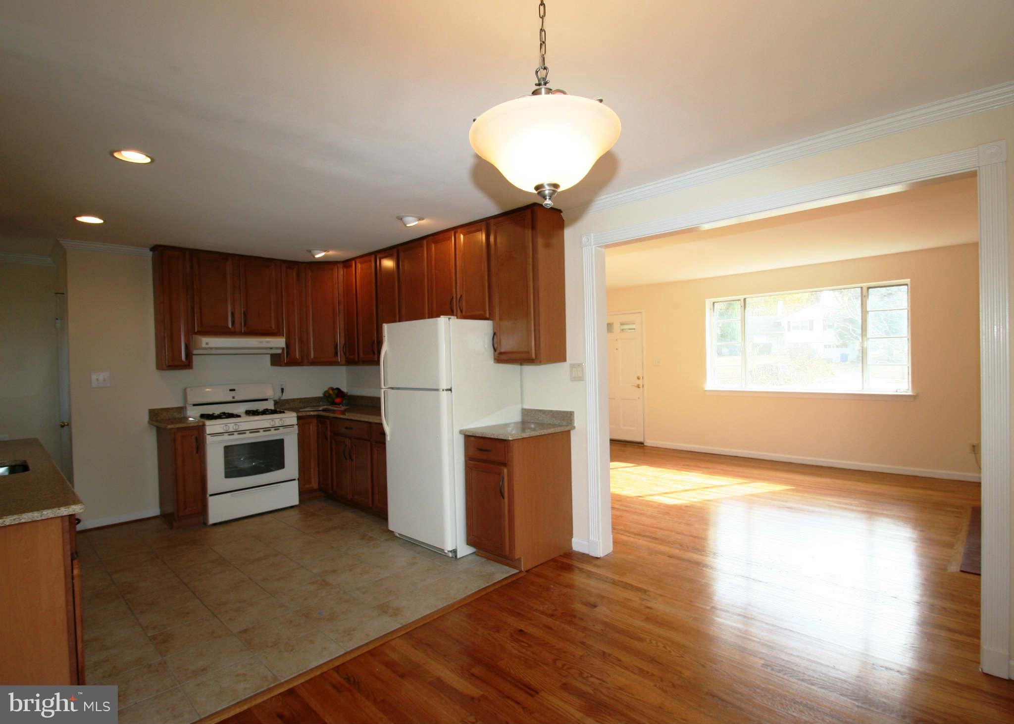 7502 Nottoway Place Springfield, VA 22150 - Photo 15 of 18 Kitchen