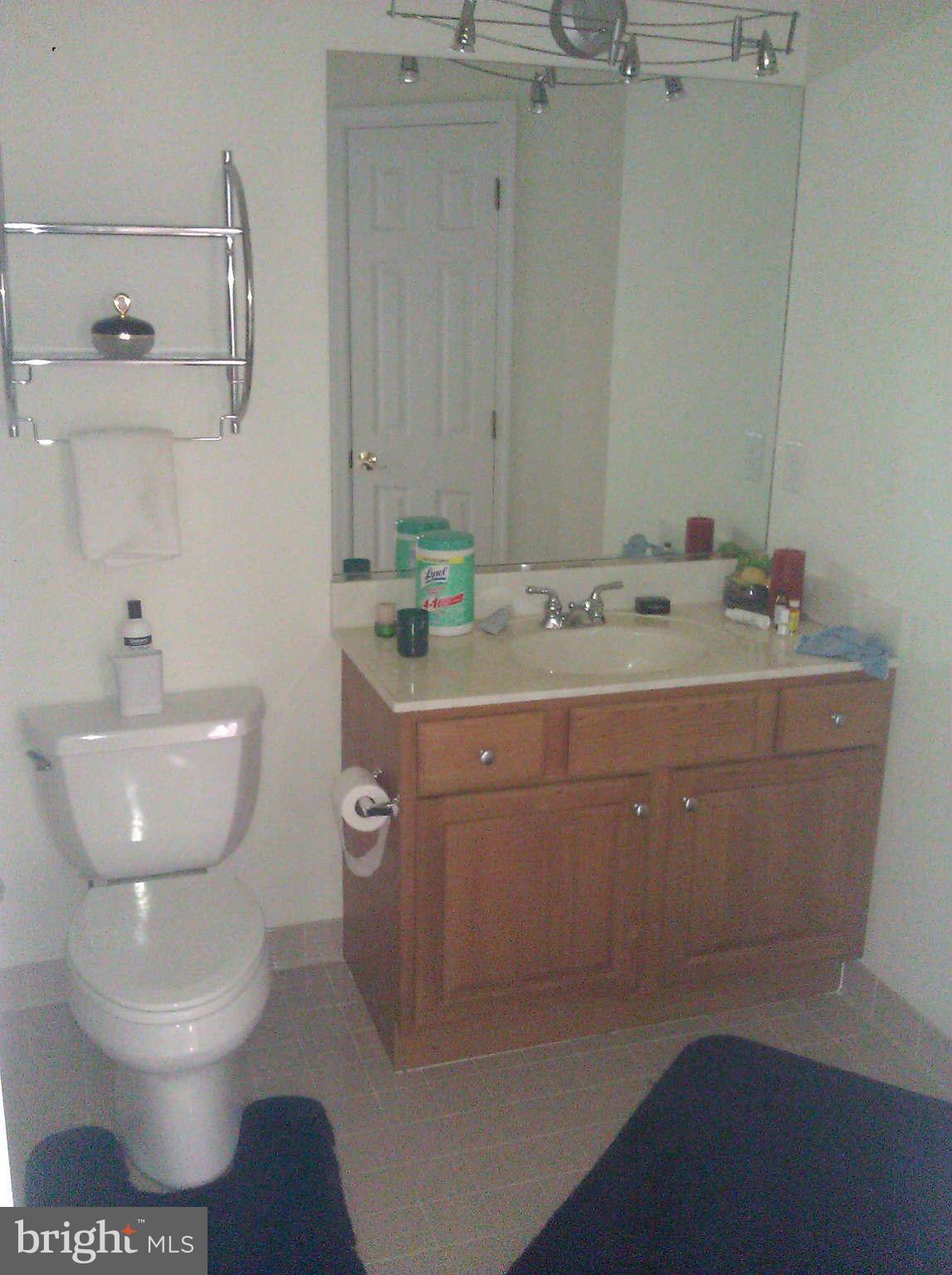 1044 Blackwell Road Annapolis, MD 21403 - Photo 16 of 24 Bath