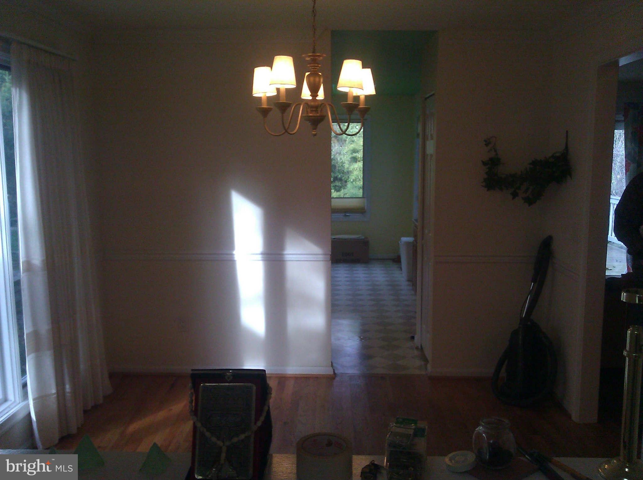 1044 Blackwell Road Annapolis, MD 21403 - Photo 5 of 24 Dining Room