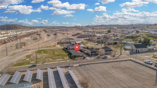 $310,000 | 409 North 3rd Avenue, Barstow, CA 92311