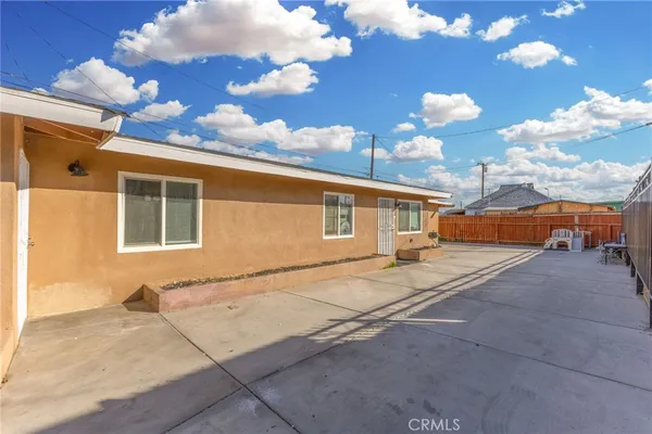 $310,000 | 409 North 3rd Avenue, Barstow, CA 92311