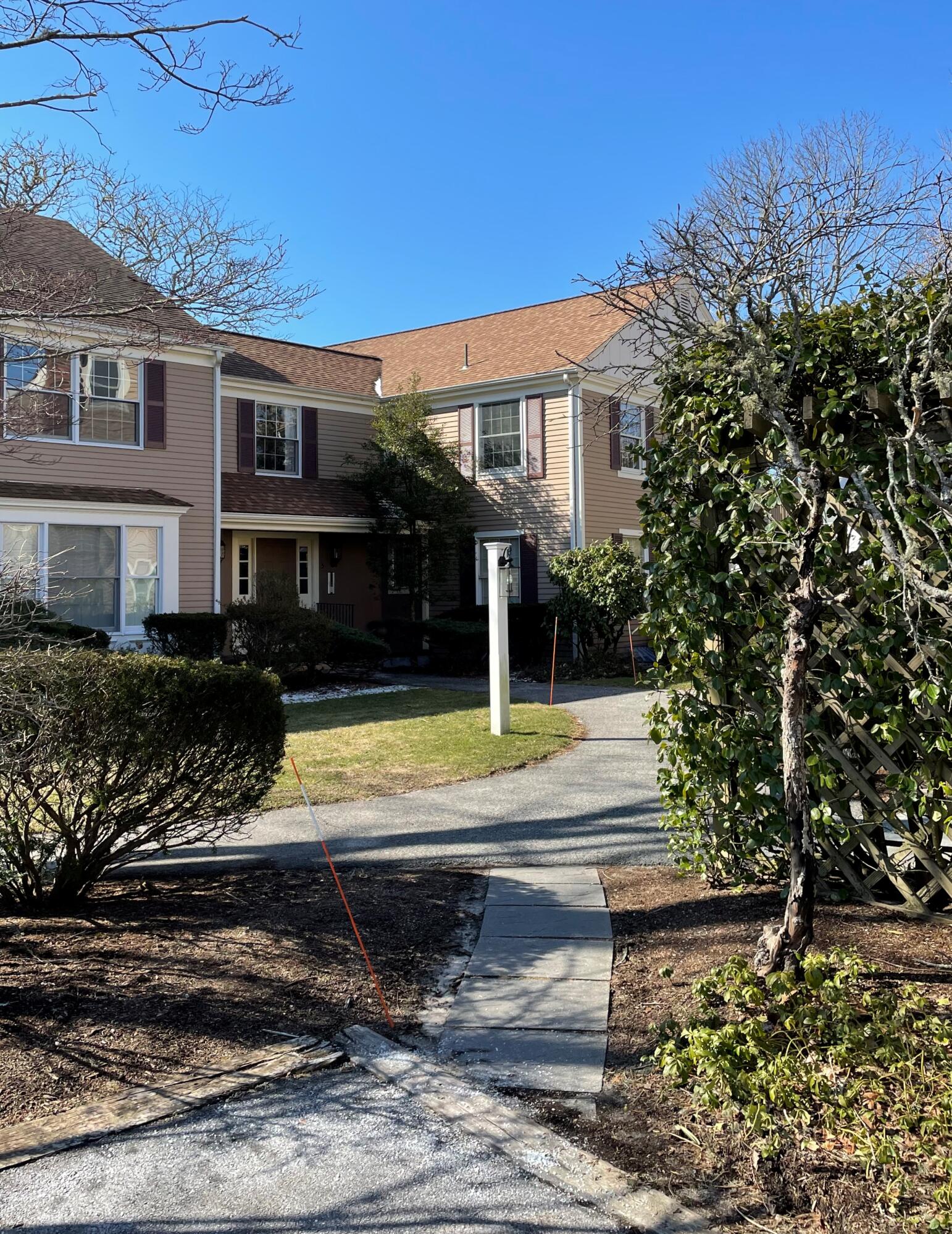 39 Tower Hill Road, Unit 5B Osterville, MA 02655 - Photo 1 of 16 Front