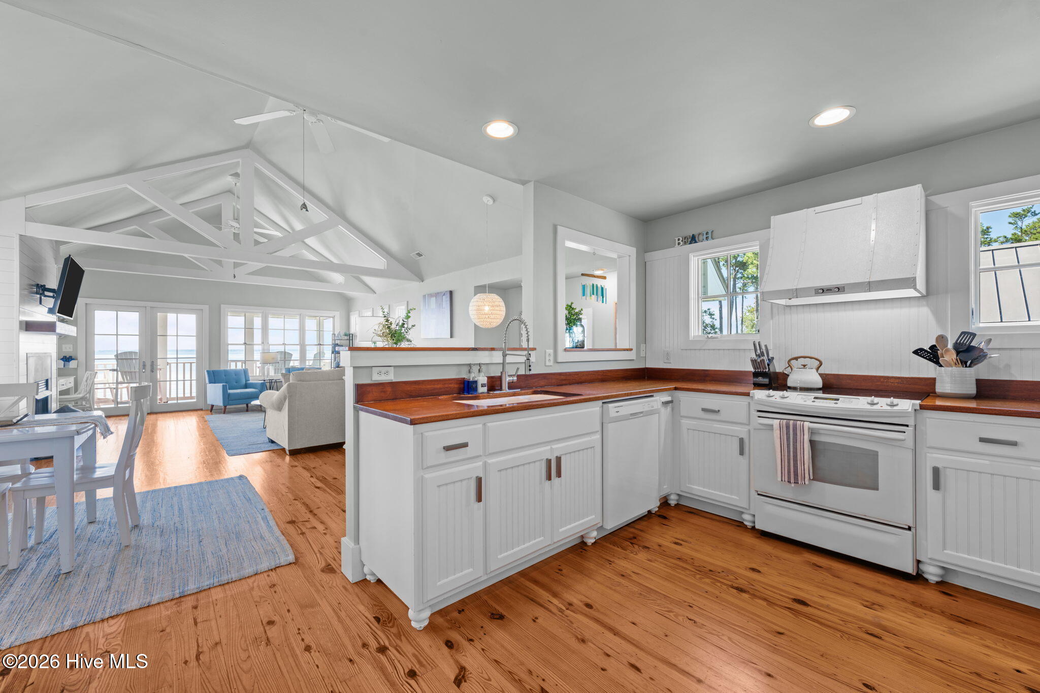 511 Neuse Village Road, Unit 3 Arapahoe, NC 28510 - Photo 11 of 51 36-web-or-mls-DSC_2310