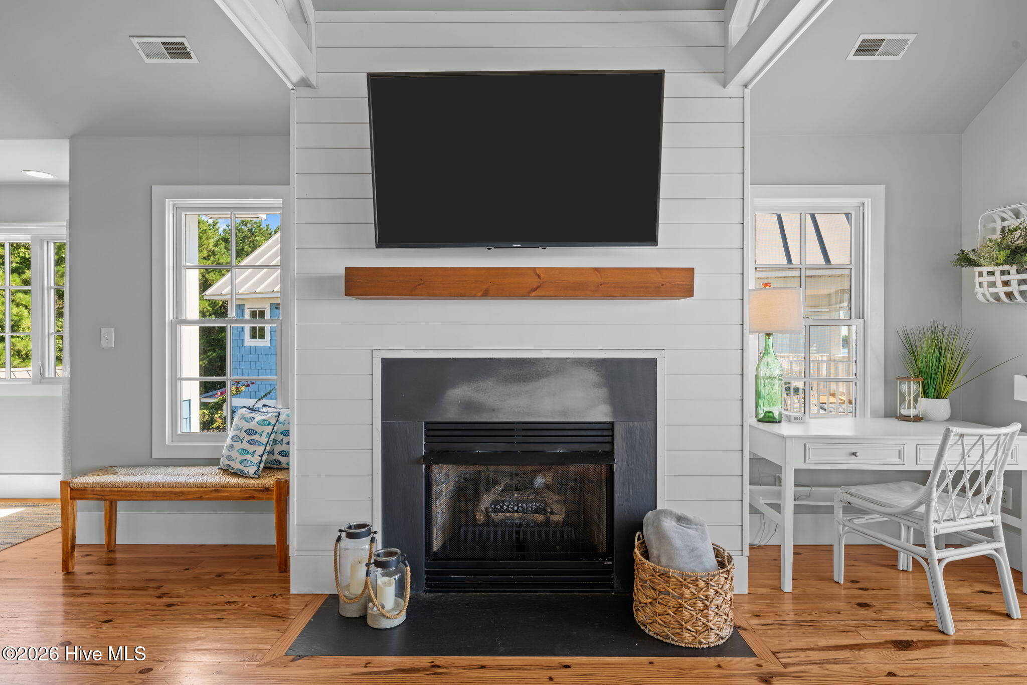 511 Neuse Village Road, Unit 3 Arapahoe, NC 28510 - Photo 4 of 51 46-web-or-mls-DSC_2340