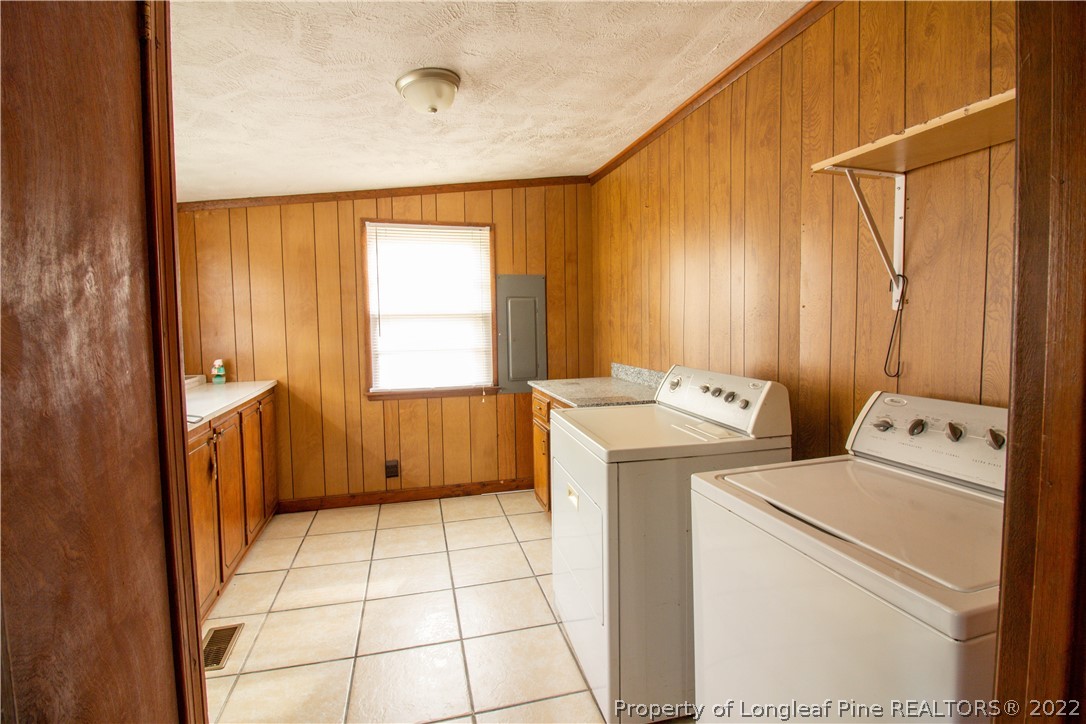 806 B T Road Lumberton, NC 28358 - Photo 17 of 21 Gallery Image 17