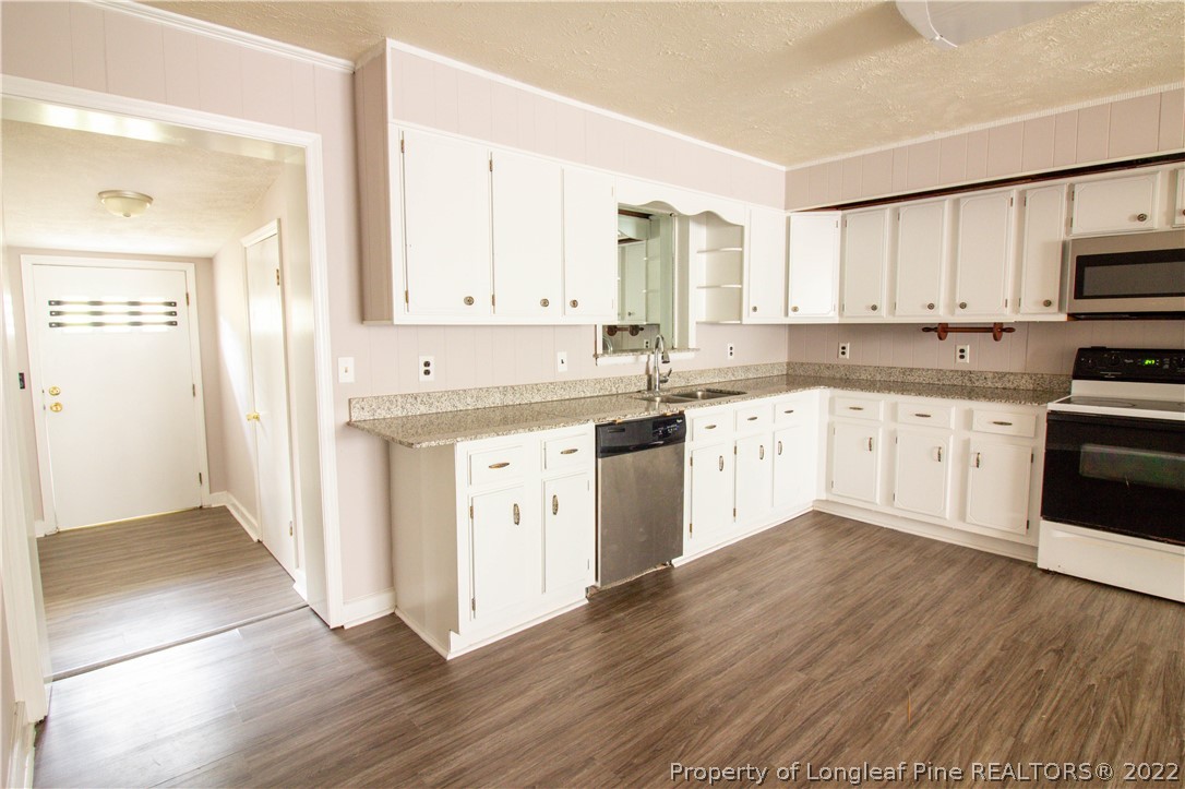 806 B T Road Lumberton, NC 28358 - Photo 6 of 21 Gallery Image 6