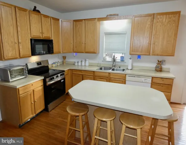 $565,900 | 61 Rose Hill Drive, Bear, DE 19701