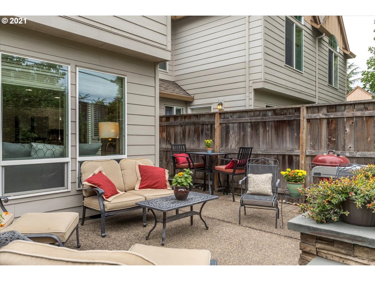 22046 Southwest Grahams Ferry Road, Unit B Tualatin, OR 97062 - Photo 25 of 26 Gallery Image 25