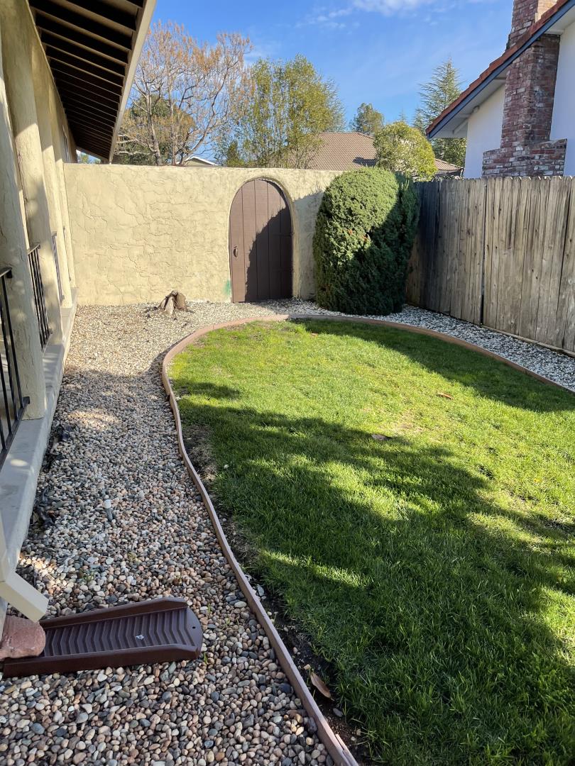 5732 Davis Circle Rohnert Park, CA 94928 - Photo 13 of 14 a view of a backyard with pathway