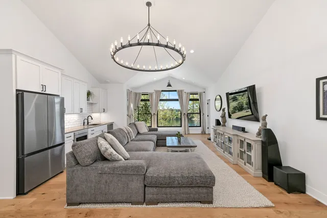 $2,999,995 | 13145 West Kittridge Court, Brookfield, WI 53005