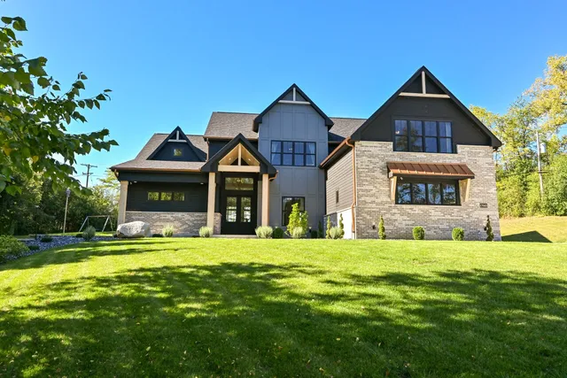 $2,999,995 | 13145 West Kittridge Court, Brookfield, WI 53005