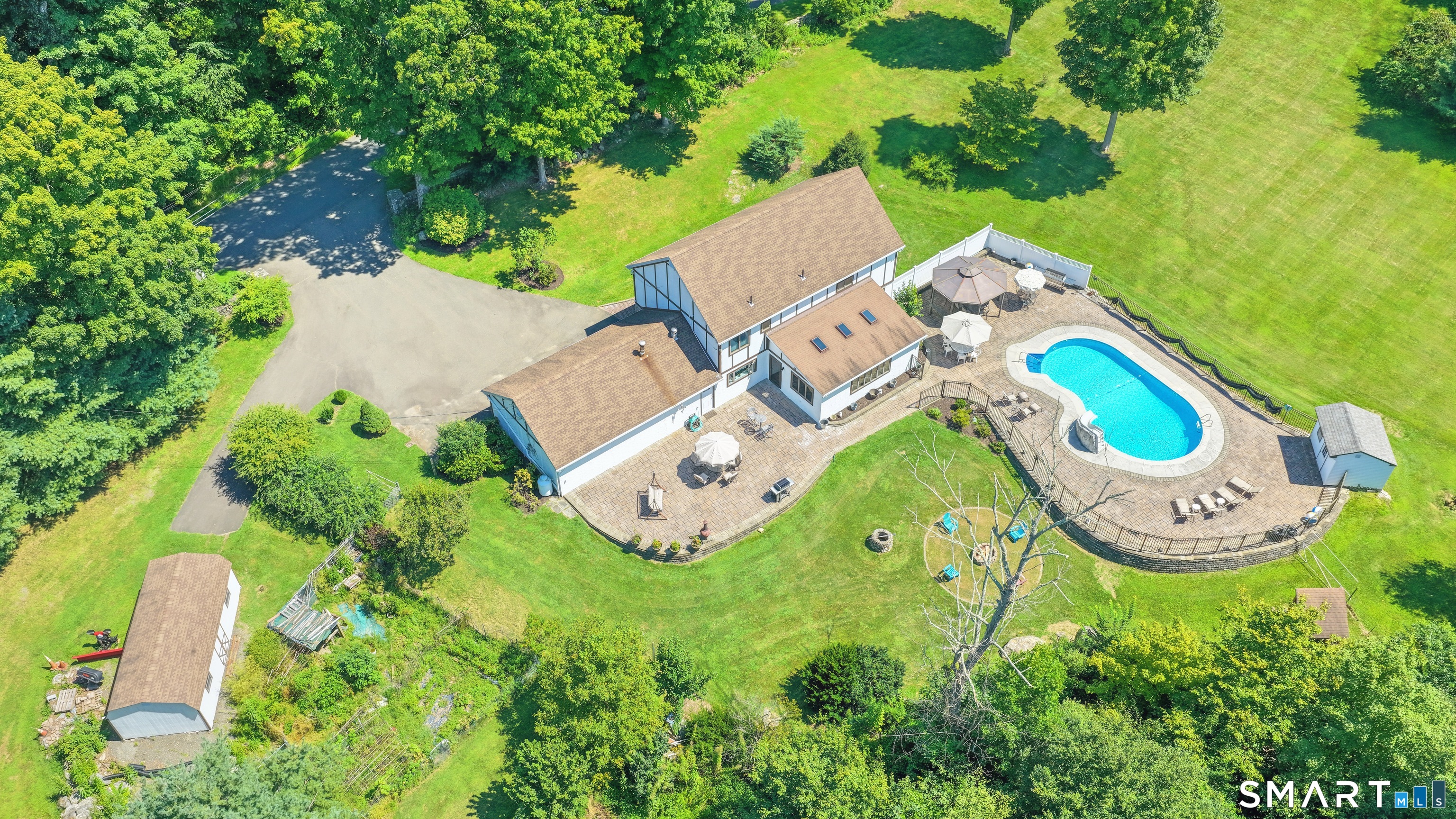 37 Tunnel Road Newtown, CT 06470 - Photo 33 of 39 Gallery Image 33