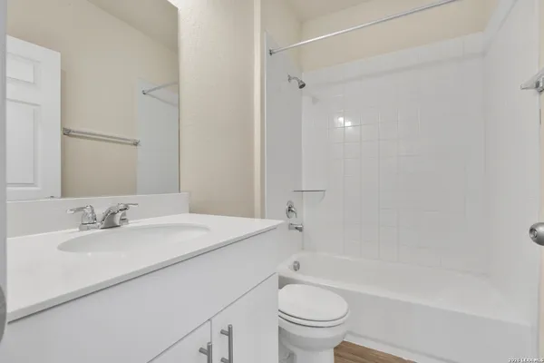 $2,600 | 11230 Blue Feather, San Antonio, TX 78254