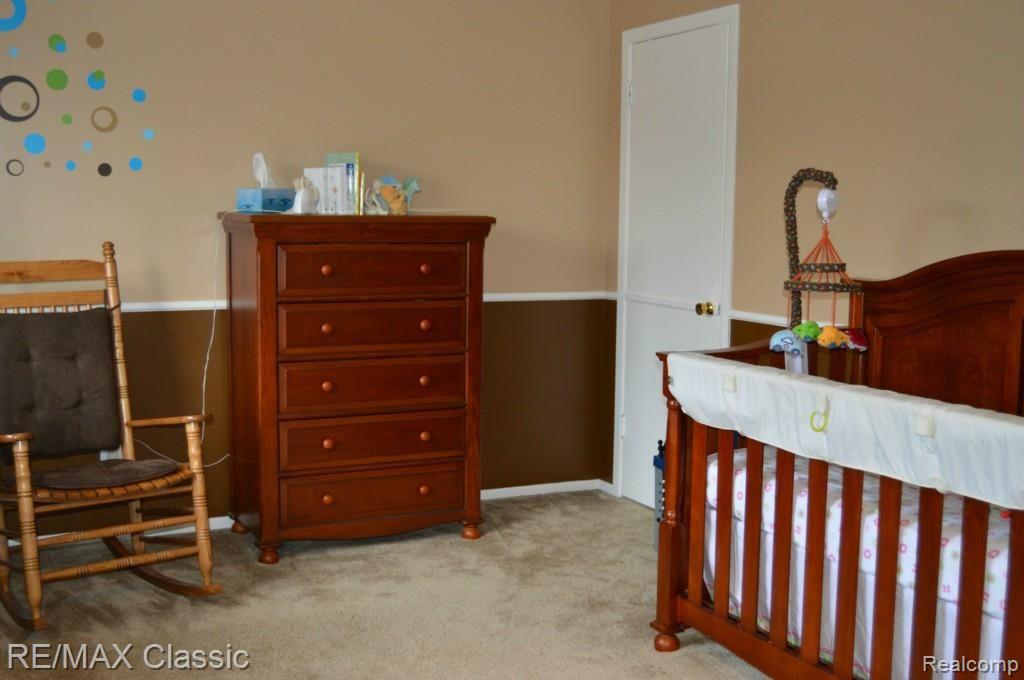 659 Oakbrook West Rochester, MI 48307 - Photo 12 of 17 DSC_0869_picmonkeyed.jpg