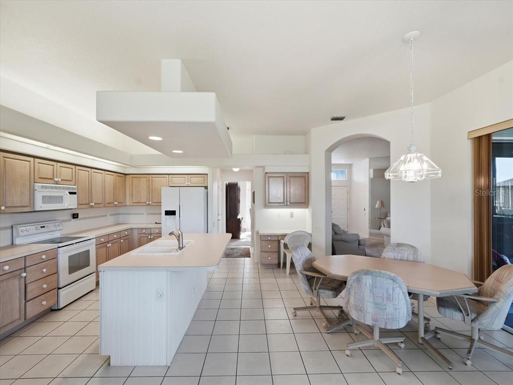 9311 Butler Boulevard Weeki Wachee, FL 34613 - Photo 32 of 60