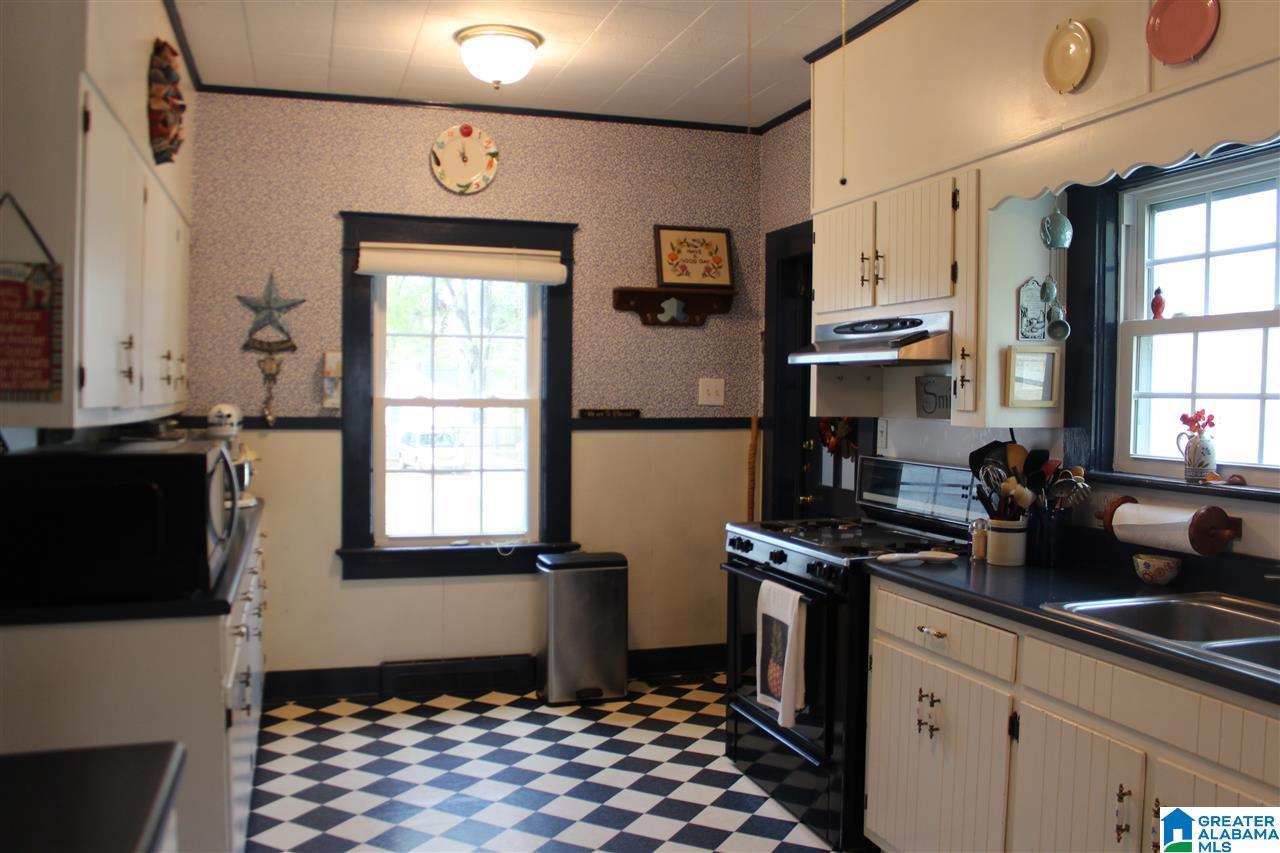 607 Chaffee Street Talladega, AL 35160 - Photo 10 of 24