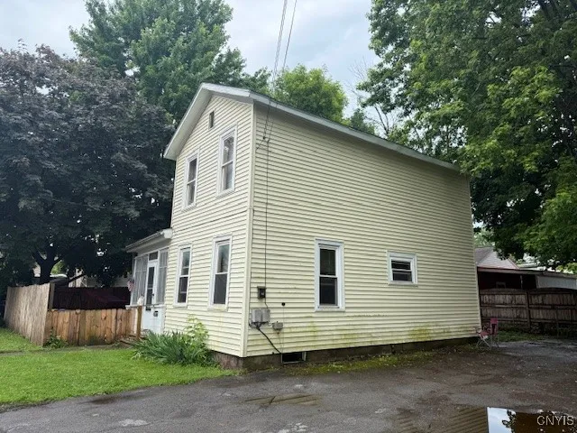 $99,900 | 209 Chappell Street, Oneida, NY 13421