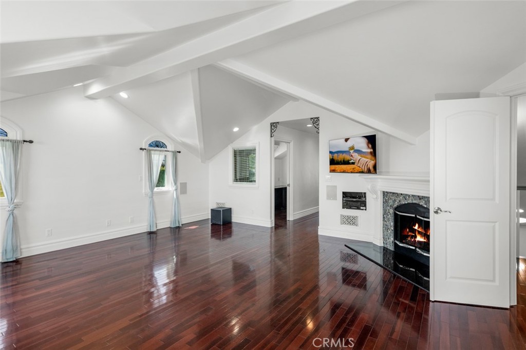 33941 Granada Drive Dana Point, CA 92629 - Photo 30 of 61 a view of a living room