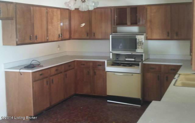 6211 Cooper Chapel Road Louisville, KY 40229 - Photo 9 of 12 5