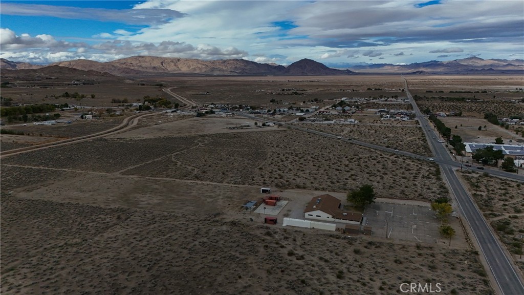 785 Furst Street Lucerne Valley, CA 92356 - Photo 8 of 11 a view of outdoor space and mountain view